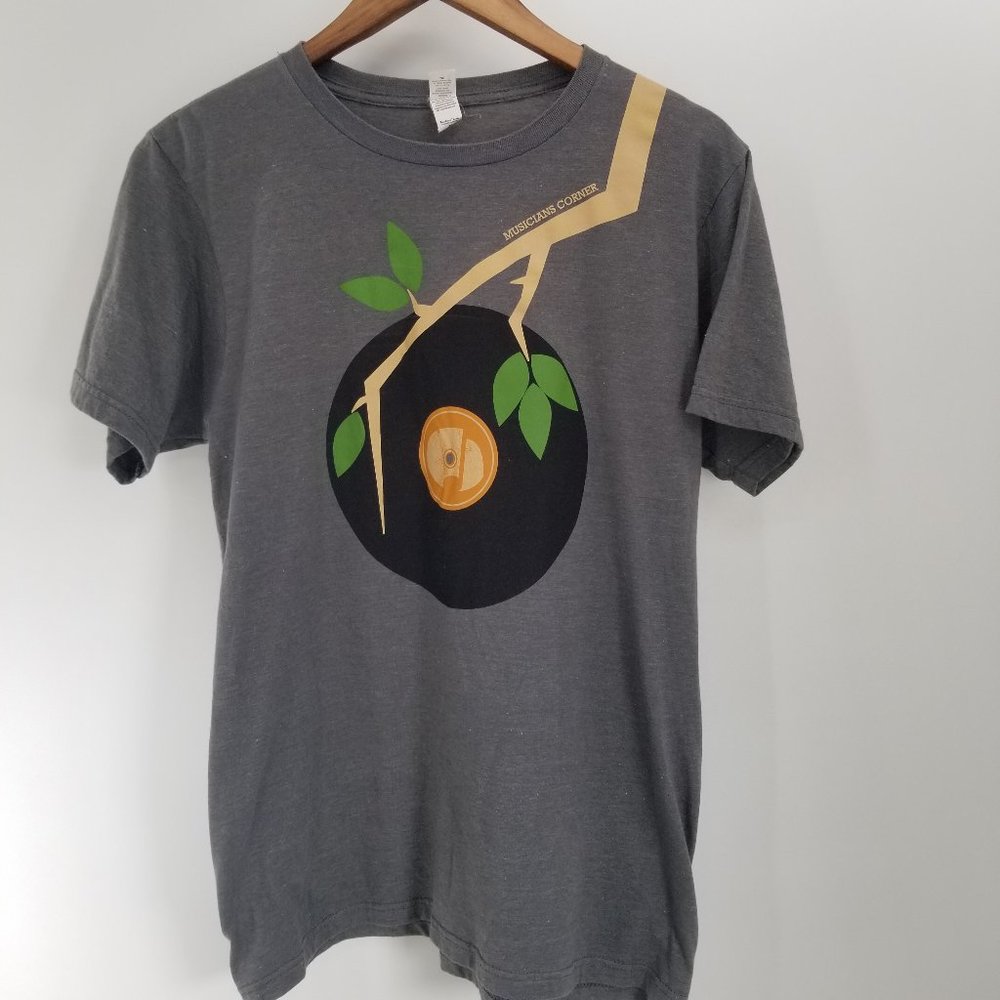 Unisex Nashville Tn. Musicians Corner Record  Tee